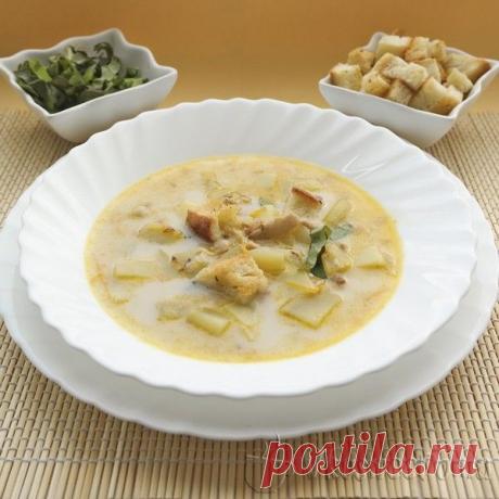 Сырный суп с гренками