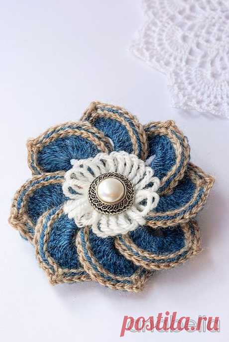 Anabelia craft design: Crochet brooches, chart and tutorials.
Цветочные броши крючком
