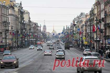 В доме на Невском проспекте рухнул потолок