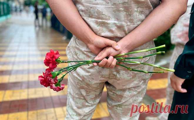 В Дагестане заявили о планах боевиков атаковать шиитскую мечеть 23 июня. Боевики, напавшие на церковь и синагогу в Дербенте, также собирались атаковать шиитскую мечеть. Террористы являются ваххабитами, которых относят к суннитам, имеющим разногласия с шиитами по некоторым религиозным вопросам