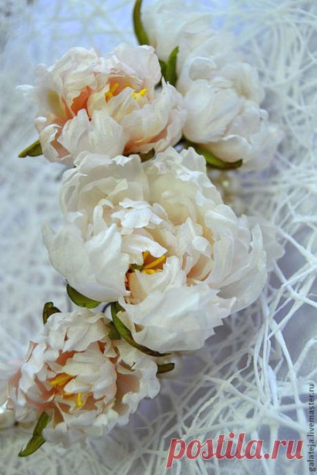 Купить Цветы из шелка.Шпилька Пион - бежевый, пион, кремовый, кремовый цвет, шпильки для волос