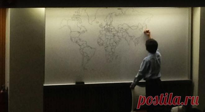 Мальчик-аутист нарисовал по памяти подробную карту мира