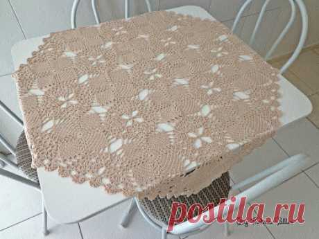 Thelma Salles ღ Artesanatos: Toalha de mesa em crochê com gráfico