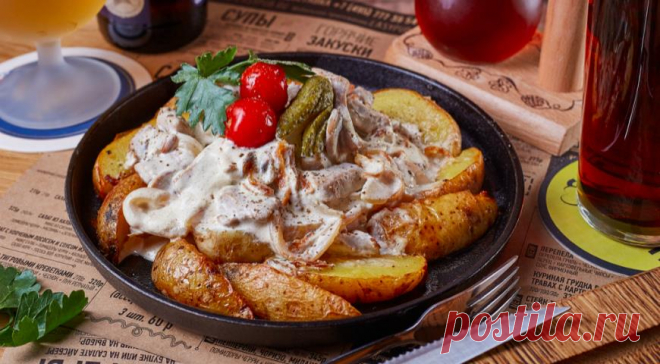 Жаровня со свининой в сливочно-грибном соусе , пошаговый рецепт с фото