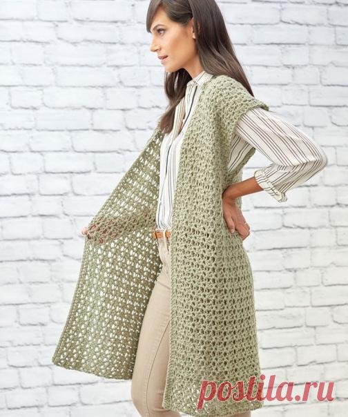 Стильный удлиненный жилет, стройнящий фасон