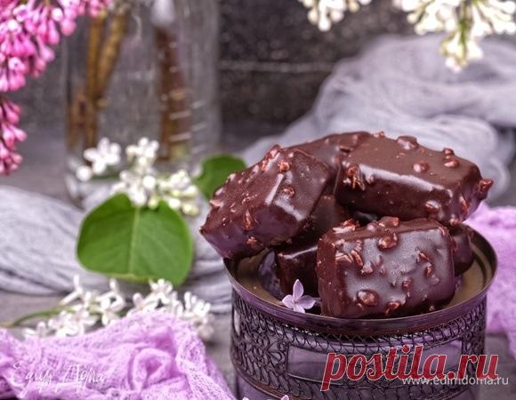 Творожно-трюфельные пирожные. Ингредиенты: творог 18%, сливочное масло, сахарная пудра