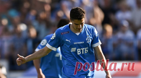 La Gazzetta dello Sport: тренер «Лацио» Сарри не одобрил переход Захаряна. Главный тренер итальянского «Лацио» Маурицио Сарри не дал согласия на переход футболиста московского «Динамо» Арсена Захаряна. Читать далее