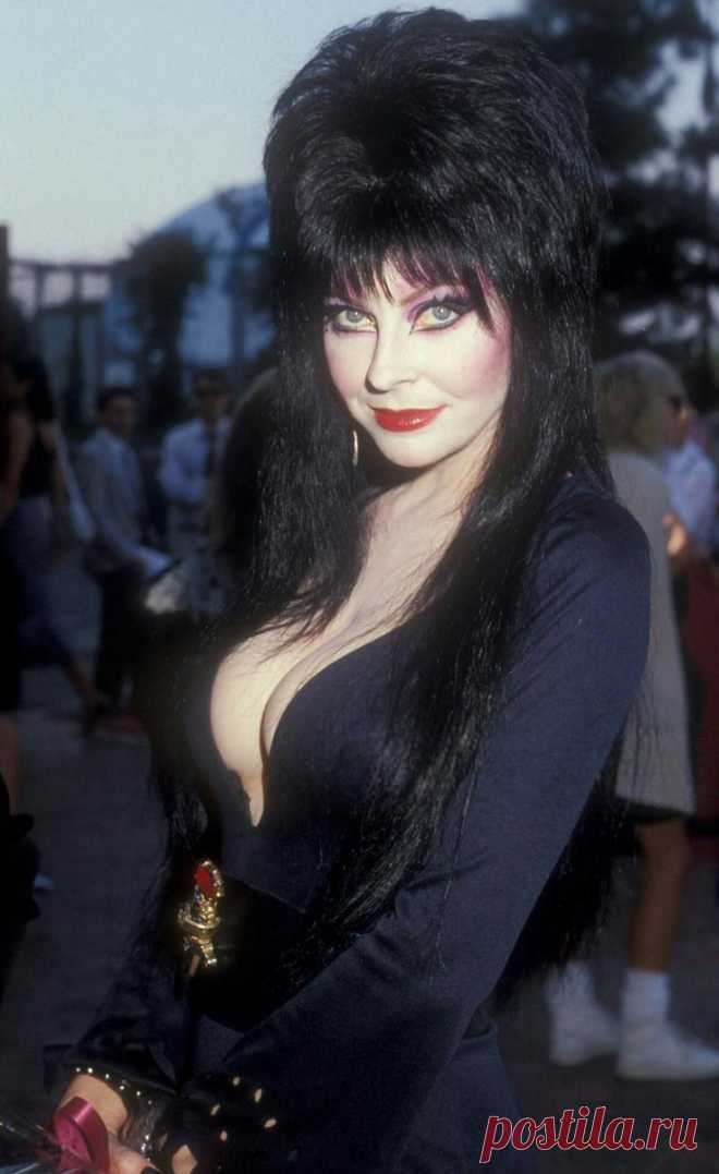 Кассандра Петерсон