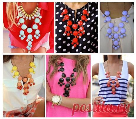 Крупные колье снова в моде.