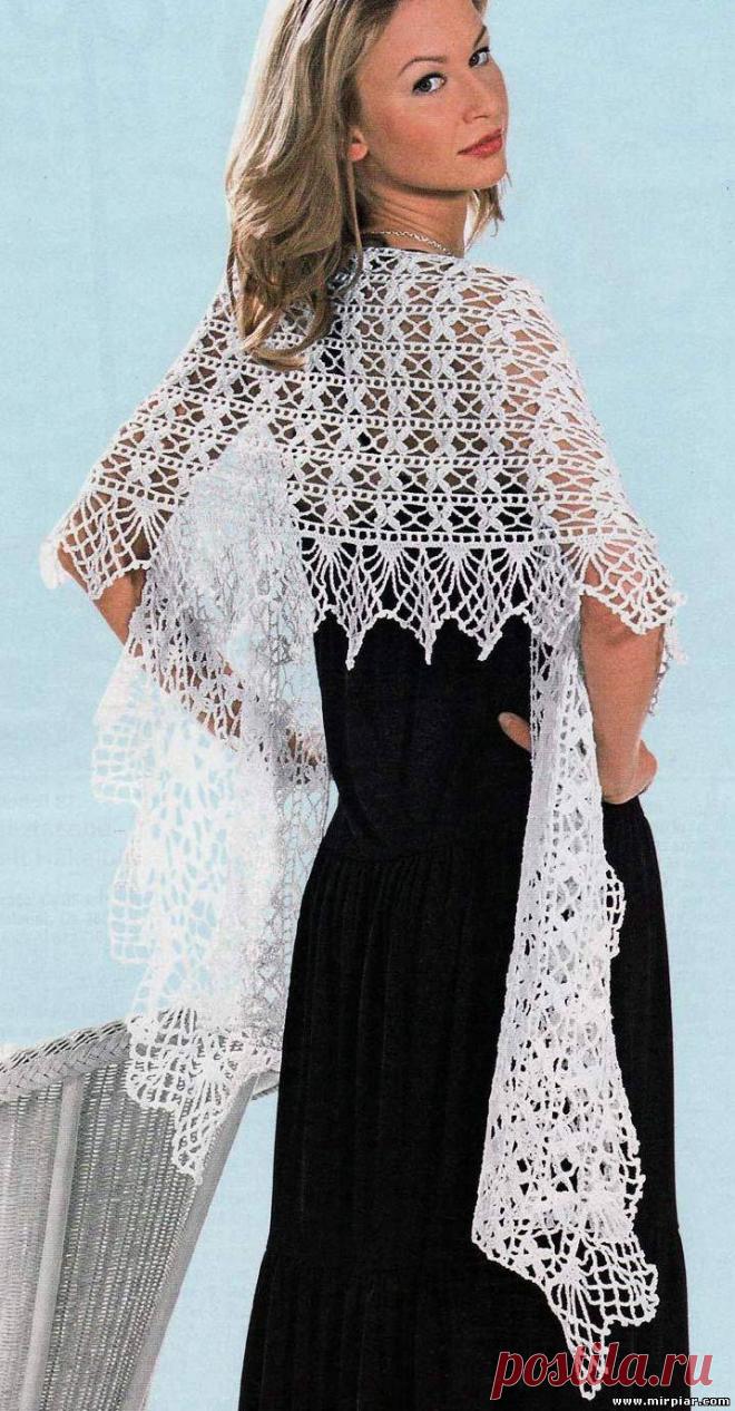 Белый палантин.