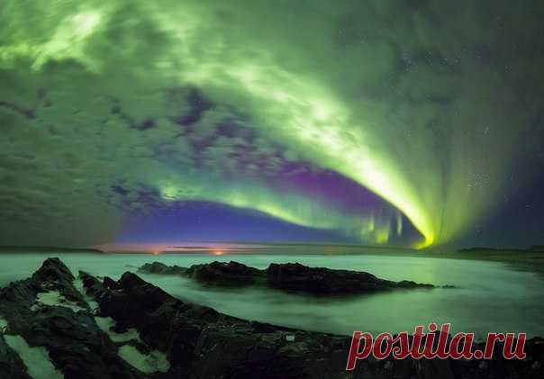 Магия полярной ночи. Полуостров Рыбачий. Автор фото — Александр Манжосов: Добрых снов и хороших выходных.