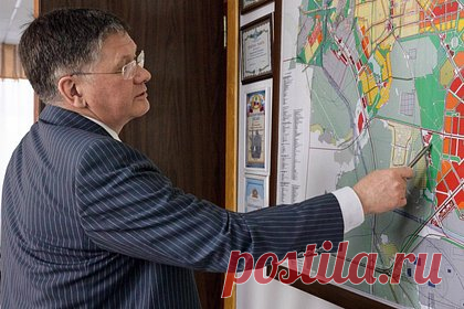 На Урале мэром города стал проигравший выборы жене водителя чиновник