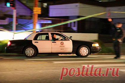 «Учительница года» занялась сексом с 12-летним школьником. В США начался суд над учительницей из штата Калифорния, которая занялась сексом с одним мальчиком и пыталась совратить второго. На скамье подсудимых оказалась Жаклин Ма, которая работала в школе города Чула-Виста с 2013 года, а в 2022-м была признана одним из пяти «Учителей года» своего округа.