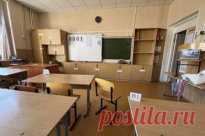 В Госдуме предложили перенести начало уроков в школах