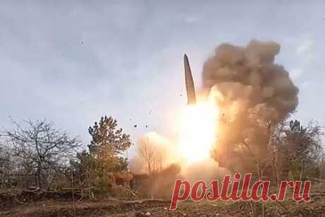 Российские войска нанесли удар по базе ВСУ в Черниговской области. Российские войска нанесли ракетный удар по базе Вооруженных сил Украины в Черниговской области. Сообщается, что удар был нанесен в ночь на 31 декабря. По предварительной информации, это была баллистическая ракета «Искандер». Ранее российские войска уничтожили склад в районе Гуляйполя Запорожской области.