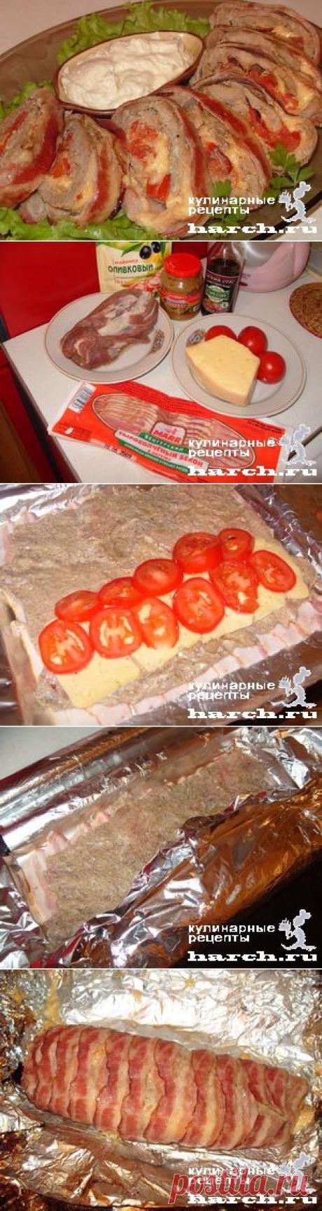 Сочный свиной рулет с помидорами и сыром