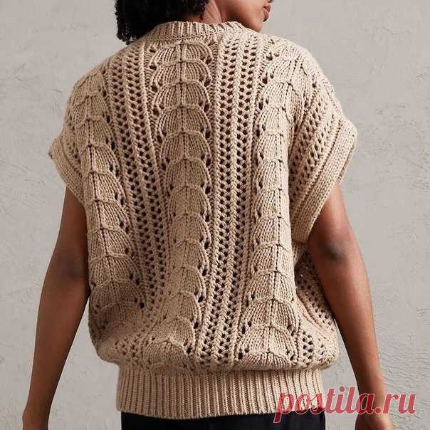 Шикарнейший жилет от Brunello Cucinelli

#жилет_спицами@knit_best

схема*

Источник: https://www.instagram.com/p/CTZgHZVgKWB/?utm_source=i..