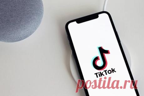 Посол Боливии в Парагвае неудачно пошутил в интернете и лишился работы. Посол Боливии в Парагвае Марио Кронембольд был уволен после публикации шуточного ролика в TikTok. В видео он в комической форме отзывается об одной из культурных традиций Парагвая. Посол рассказал своим подписчикам об употреблении национального напитка терере. При этом он имитировал парагвайский акцент.