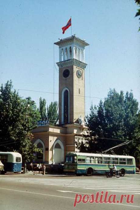 Ольга Сварцова (Пронина)
53 года, Узбекистан, Ташкент  куранты