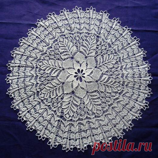 Нежные салфетки спицами