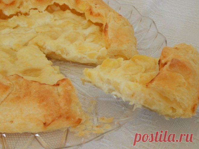 Быстрый пирог с мягким сыром и картофелем: часто готовлю на ужин!