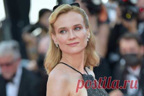 Дайан Крюгер рассказала о неуместном поведении продюсера фильма «Троя». Немецкая актриса Дайан Крюгер рассказала о неуместном поведении продюсера фильма «Троя». Артистка вспомнила о травмирующем кастинге и заявила, что во время проб чувствовала себя некомфортно. Как призналась Крюгер, она «чувствовала себя куском мяса, который рассматривают сверху донизу».