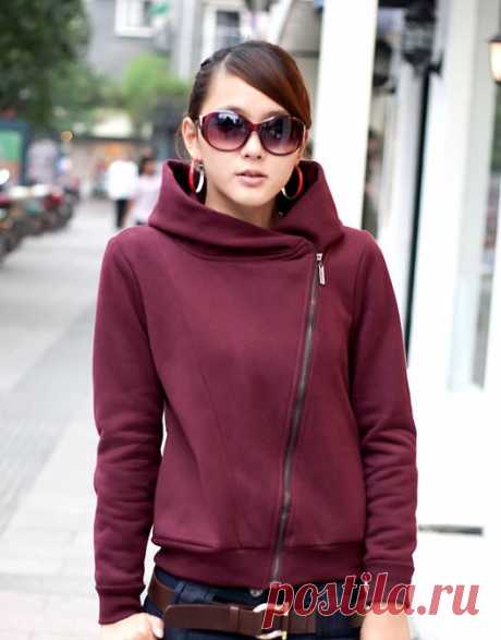 Елена Лучкина

Девочки,я влюбилась в эту вещь,можно и смоделировать,но надежнее по готовой выкройке,поделитесь,если есть у кого то.пожалуйста,рос 50