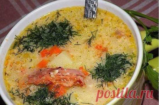 Подборка 10 первых блюд
1. Ароматный супчик с копчёной курицей и плавленным сырком
Ингредиенты:
копчёный окорочок - 300 гр
плавленный сыр - 3 стол ложи (у меня виола )
картошка - 3 шт
морковь - 1 шт
репчатый лук - 1 шт
зелень укропа - для подачи
соль и специи - по вкусу
растительное масло - для жарки
Приготовление:
Сварить окорочок ,вынуть из бульона разобрать на волокна и переложить обратно в бульон.
Далее добавить нарезанный кубиками картофель и мелко нарезанную морковь ...