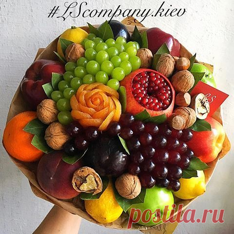 (64) Pinterest