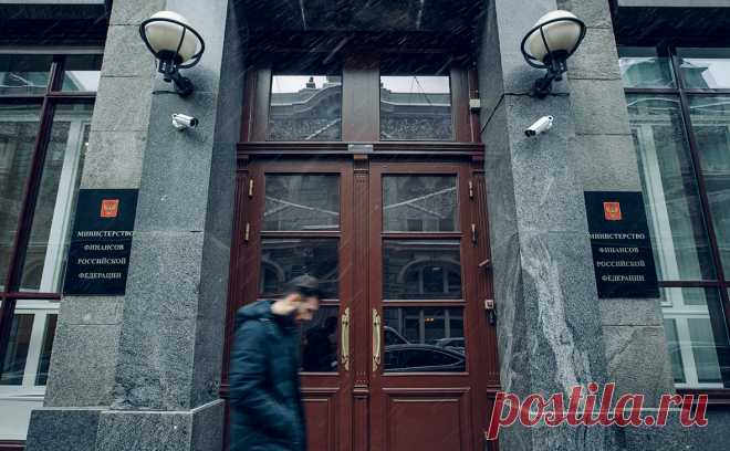Депутаты предложили Минфину индексировать дотации регионам. Комитет Госдумы по финансовому рынку рекомендовал провести индексацию дотаций на выравнивание бюджетов регионов. Похожее поручение президента уже есть, но Минфин уверяет, что дотации и так растут на уровне прогнозируемой инфляции