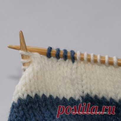 СМЕНА ЦВЕТА НИТИ ПРИ КРУГОВОМ ВЯЗАНИИ