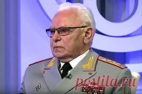 Почему в России не любят Америку? В недавнем опросе Левада-центра 69% жителей РФ назвали США наиболее враждебной к России страной. Вот вы на страницах «АиФ» рассказали бы, откуда такая неприязнь русских к самой развитой стране мира, технологическому и интеллектуальному лидеру современной цивилизации. Не пора ли перестать делать из Америки страшилку и пугать ею детей?

С. Юдов, Москва

Отвечает начальник ГРУ Генштаба ВС РФ в 1992-1997 гг. генерал-полковник Фёдор Ладыгин:

-...
