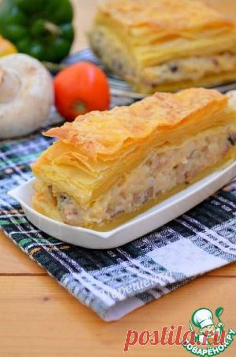 Слоеный закусочный пирог с грибами, картофелем и капустой - кулинарный рецепт