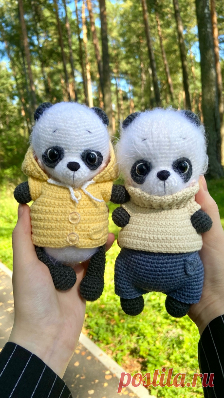 PDF Осенняя пандочка крючком. FREE crochet pattern; Аmigurumi toy patterns. Амигуруми схемы и описания на русском. Вязаные игрушки и поделки своими руками #amimore - панда, медведь, медвежонок панды, мишка.