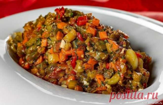 Рецепт настоящей баклажанной икры по-ташкентски Готовим великолепную закуску с узбекским колоритом!🥘🌶🍆🍅🥕Много лет назад моя мама гостила у подруги в Ташкенте, оттуда и привезла этот рецепт. Так мы дома эту баклажанную икру и называем - 