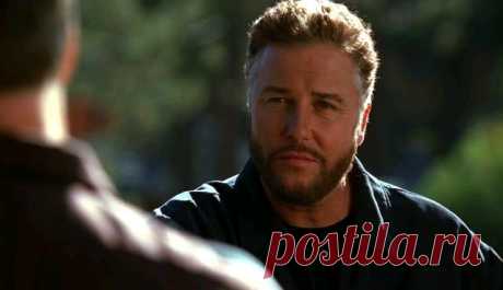 Уильям Петерсен