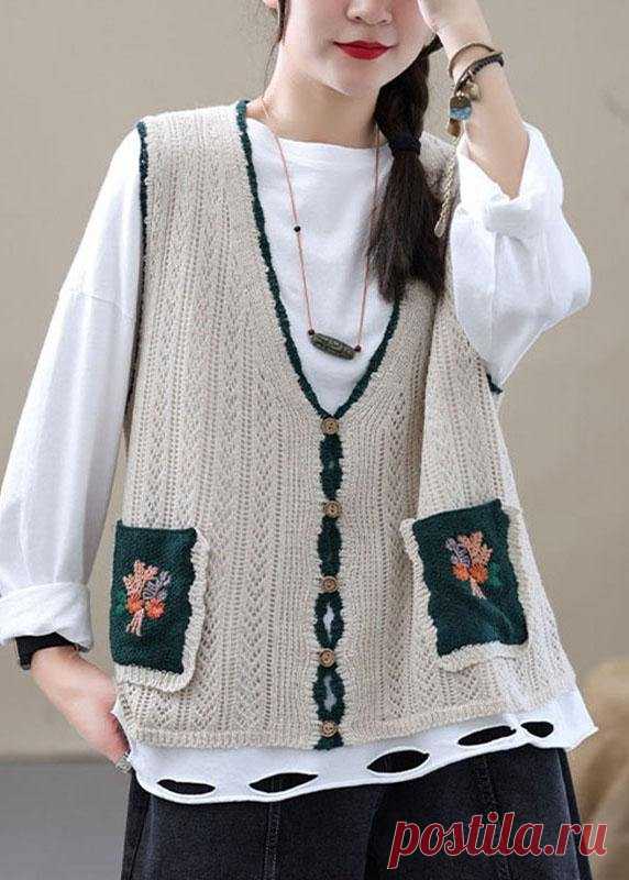 Beige Retro V Neck Fall Button Sleeveless Knit Vest – SooLinen