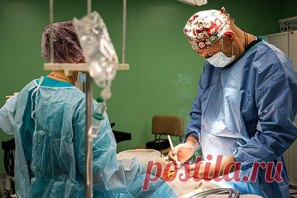 Хирург рассказал об эффективной профилактике тромбоза. Для профилактики тромбоза необходимо регулярно поддерживать двигательную активность и отказаться от вредных привычек. Риск заболевания может повысить наследственный фактор, окология и оперативные вмешательства. Об этом рассказал сердечно-сосудистый хирург «СМ-Клиники» Тахир Ярахмедов.