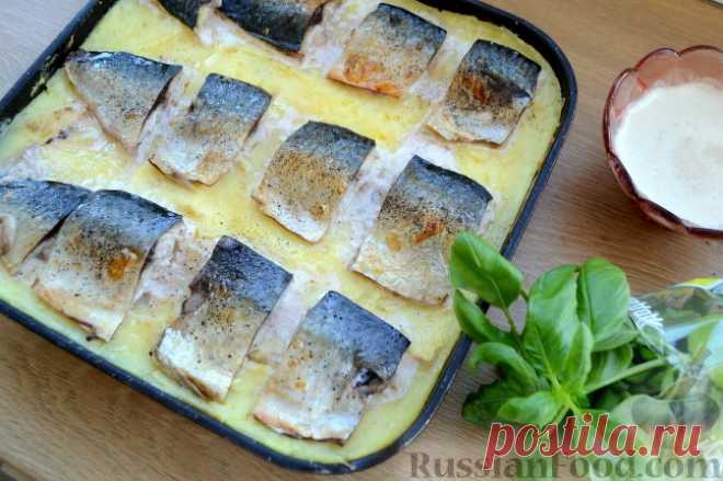 Рецепт: Скумбрия, запеченная с картофелем на RussianFood.com