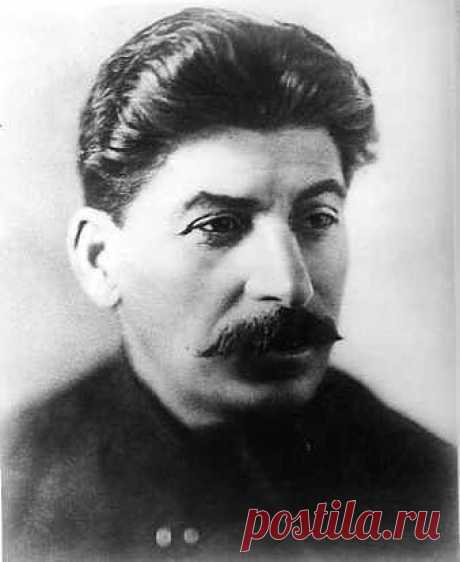 "Из всех буржуазных групп, выставивших собственные списки кандидатов, наиболее неопределенное положение занимают беспартийные группы. Кто они, откуда они и куда держат путь?

Все они - буржуазные группы. Это большей частью - купцы, промышленники, домовладельцы, люди "свободных профессий", интеллигенты. У них нет принципиальных программ. Избиратели так и не узнают, чего собственно добиваются эти группы, приглашающие обывателей голосовать за них. У них нет муниципальных плат...