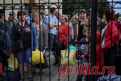 Евросоюз начал готовиться к новому наплыву украинских мигрантов. Страны Евросоюза (ЕС) начали готовиться к новому наплыву украинских мигрантов на фоне приближения зимы и повреждения энергетической инфраструктуры Украины. Об этом сообщает издание Financial Times. По данным FT, европейские страны уже взялись за разработку планов по приему новых беженцев.