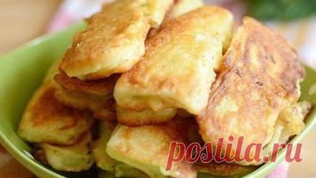 Кабачков никогда не бывает много. Особенно если они приготовлены по этому рецепту! Получается нереально вкусно! Лето — это, несомненно, пора фруктов, ягод, овощей и трав. В эту пору необходимо вдоволь насладиться всеми доступными дарами с грядки, ведь в них столько витаминов и минералов, необходимых нашему организму.