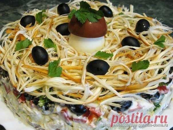 Салат с сыром косичка