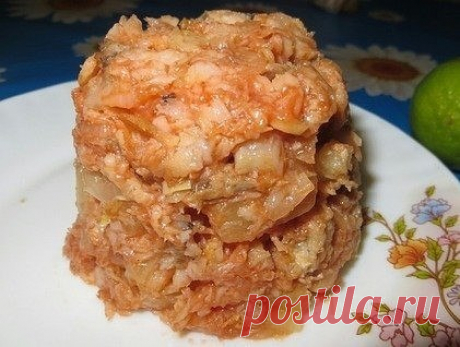 РЫБНАЯ ЗАКУСКА С АНАНАСАМИ 

Необходимые продукты 
Филе рыбное (Хек)= 1 кг 
Лук репчатый = 2 шт 
Кетчуп (Шашлычный, или 50% шашлычного и 50% чили) = 300 г 
Ананас (Консервированный, кольцами, 560 г) = 1 бан. 
Масло растительное для жарки 
Перец черный по вкусу 
Соль по вкусу 

Готовим 

Лук очистим, нарежем полукольцами. Обжарим на растительном масле. Даем остыть 

Рыбку почистим на филе. Нарежем кусочками. Посолим. Обжарим до готовности на растительном масле (панировка- м...