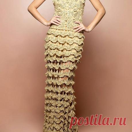 Glam Choice ✨✨✨❤❤❤ Vestido Cannes Bordado ❤❤❤👗👗👗✨✨✨ #VanessaMontoroStyle #VanessaMontoroCrochet #Authentic #Luxury #Crochet #HandMade #MadeinBrazil #FeitonoBrasil #PositiveFashion