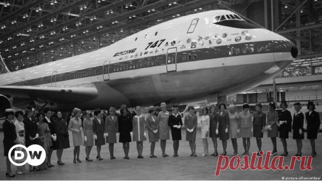 Концерн Boeing прекратит в 2022 году производство легендарной модели 747 | DW | 29.07.2020 Эксплуатация авиалайнера Boeing 747 с характерным 