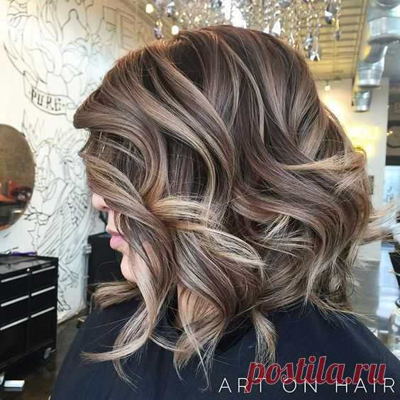 45 крутых стрижек для ярких и уверенных в себе девушек Перед вами 45 стрижек, которые сделают внешность ярче и подчеркнут красоту волос, в этой подборке каждая женщина найдет для себя идеальную стрижку. Приятного просмотра