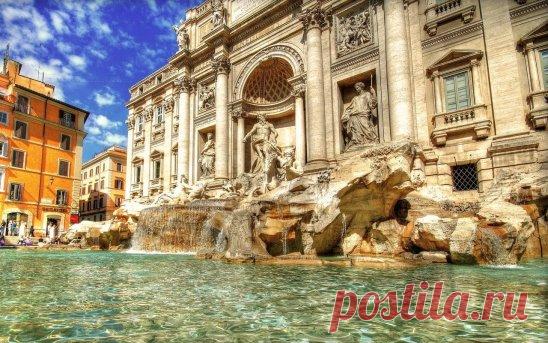 Самый крупный фонтан Рима, символ римского барокко