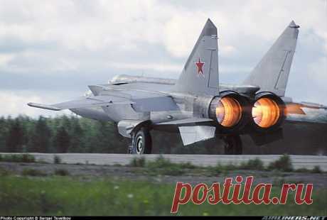 НЕСЛУЧАЙНОЕ СОВПАДЕНИЕ. БЫЛ ЛИ F-15 КОПИЕЙ НАШЕГО МИГА?