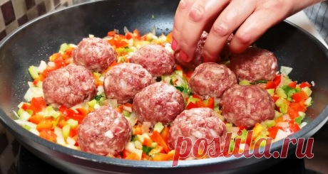 Такой сытный и вкусный ужин на одной сковороде, вы приготовите очень быстро и не нужно будет потом мыть гору посуды. Вы можете еще добавить или заменить продукты в моем рецепте по своему желанию. Для приготовления вам потребуются такие ингредиенты: фарш, 400 г; рис, 200 г; лук, 200 г; томаты, 250 г; перец сладкий, 150 г; […]